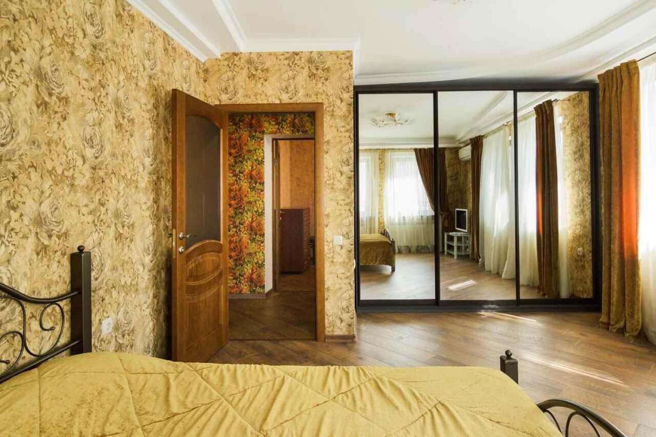 Apartment In Deribasovskay Street 20 Odessa Dış mekan fotoğraf