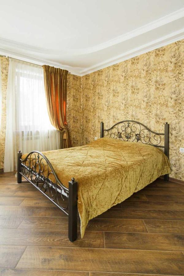 Apartment In Deribasovskay Street 20 Odessa Dış mekan fotoğraf