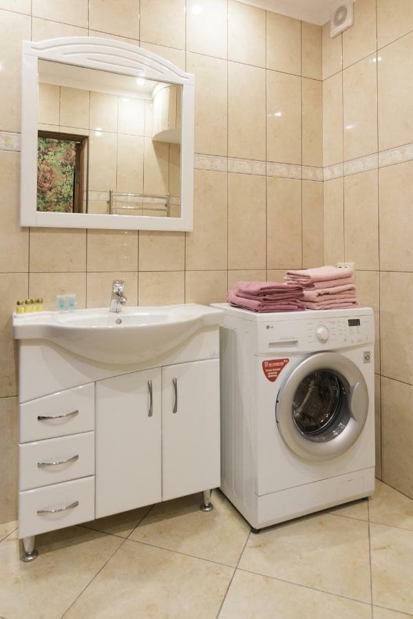 Apartment In Deribasovskay Street 20 Odessa Dış mekan fotoğraf